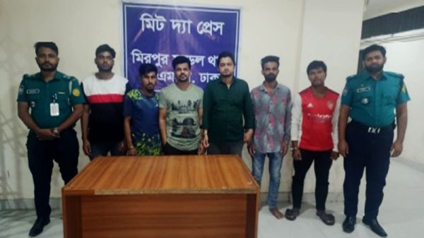নিষিদ্ধ আওয়ামীলীগের ৬ সদস্য গ্রেফতার